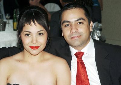 23042006 
Yelile Dipp y Ramón Castro