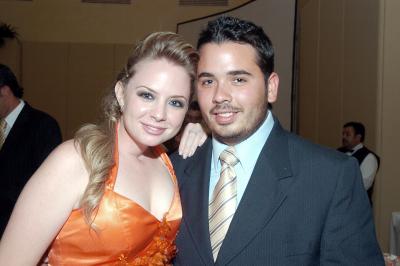 26042006 
Aída Smabuci y Rodrigo Escobosa.