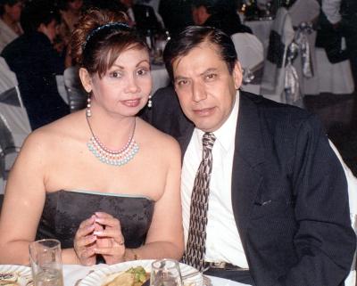 26042006 
Ana María Valdés y Jesús Ochoa Cebrián, en pasado festejo.