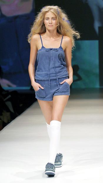 Una creación en el desfile 'Tight Knickers' durante la Semana de la Moda en Australia.