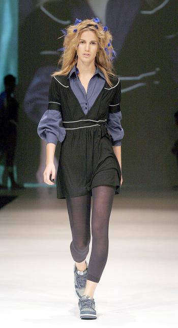 Una creación en el desfile 'Tight Knickers' durante la Semana de la Moda en Australia.