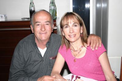 29042006 
Luis y Carmen Hermosillo.