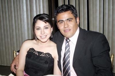 29042006 
Perla de Anda y Roberto Cisneros.