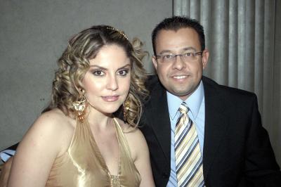 29042006 
Verónica Esqueda y Héctor Ramírez Berumen.