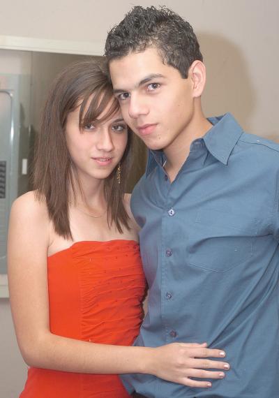 30042006 
 Alejandra Murillo y Fernando Ramírez