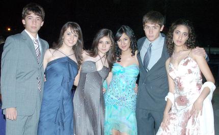 06052006 
Miguel Meza, Paty Prieto, Isis Mendoza, Brenda Velázquez, Carlos Valdez y Daniela Montes
