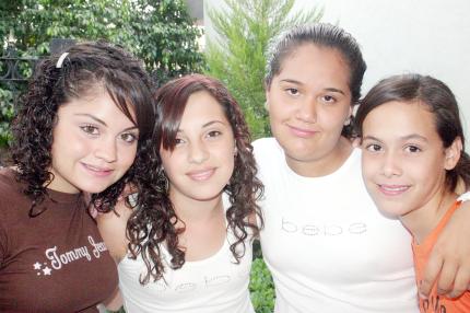 07062006 
Mariana Soto, Karla Parra, Liliana Soto y Adriana Martínez