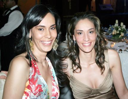 13052006 
 Cecilia y Marcela Beltrán del Río