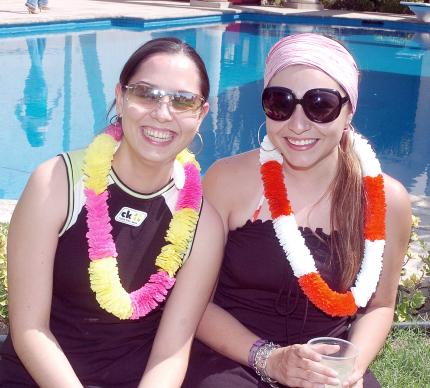 17052006 
Myrna Hoyos y Judy Hernández.