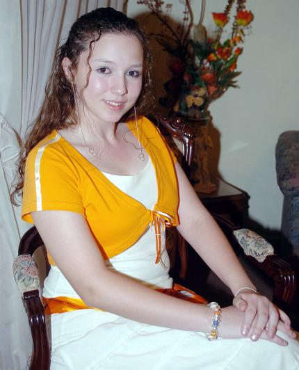 21052006 
Susana Paulina Vázquez Treviño festejó su cumpleaños.