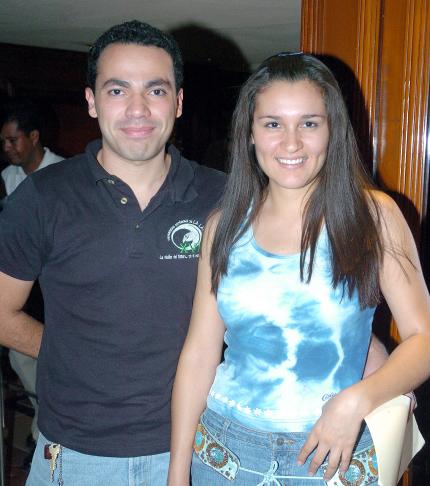 21052006 
Alma Zavala y Josué Andrade
