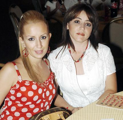 25052006

Gina Maturino y Carmen de Esparza.