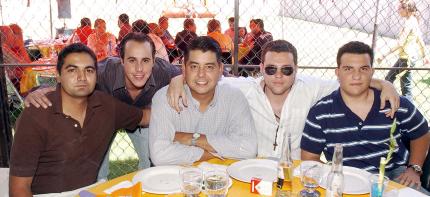 28052006 
José Estrada, Mike Soler, Carlos Vaquera, Christian y Rodrigo Zertuche.