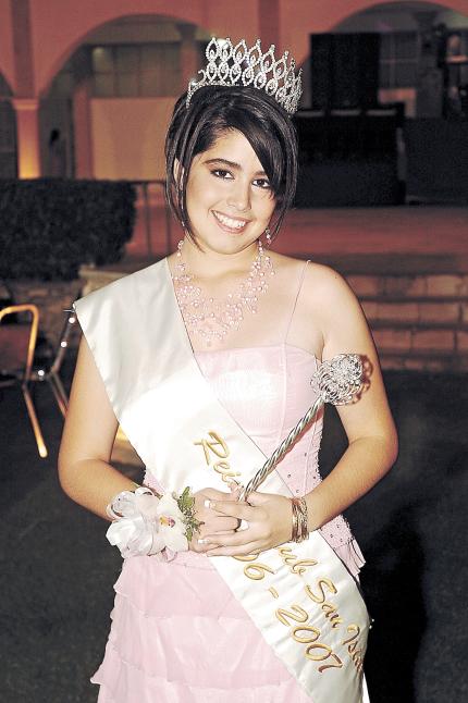 30052006 
Diana Carolina Leyva, reina del Club San Isidro.