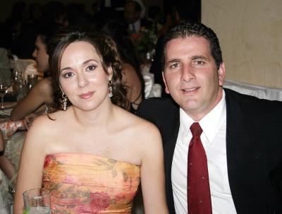 01062006 
Griselda y Francisco Garza.