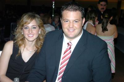 01062006 
Lizzy de Villarreal y Beto Villarreal.