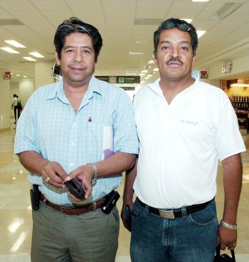 01062006 
Misael Arreola y Jesús Peralta viajaron a Acapulco.