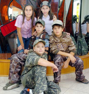 04062006 
Magdalena Ramírez Mourey, Miriam Cristina García Leal, Gerardo Hernández Gurrola, Jesús Zúñiga Izaguirre y Rogelio Ramos.