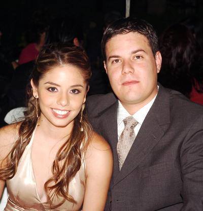 04062006 
Karla Gurrola y Javier Armendáriz