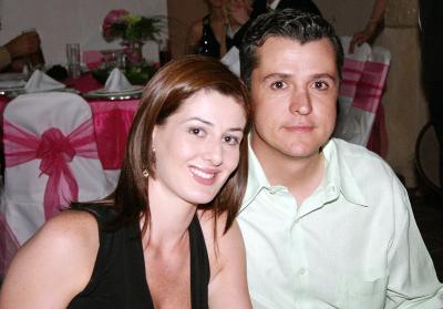 04062006 
Juliana Texeira de González y Daniel González García.