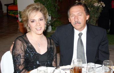 04062006 
Odila de Vargas y Germán Vargas.