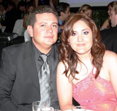 05062006 
Pablo Carrillo y Linda Fernández de Carrillo.