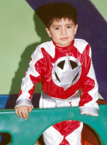 11062006 
Nahum Contreras González celebró recientemente su cuarto cumpleaños.