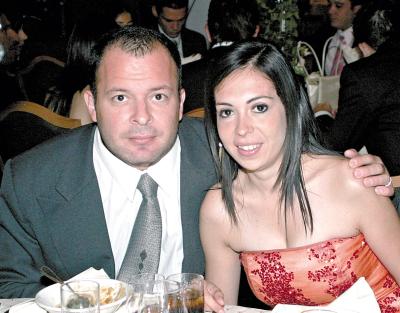 11062006 
Carlos Ortueta y Belinda Villarreal.