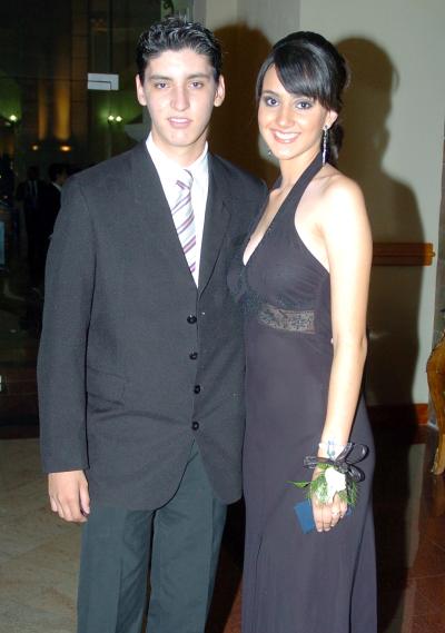 24062006 
Érick Gastali y Claudia Hernández.