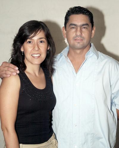 25062006
Ángela García y Jesús Martínez.