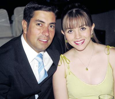 30062006 
José Giraldez y Rosy Gamboa.