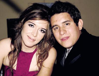 30062006 
Marlene Hernández y Adrián Pérez.