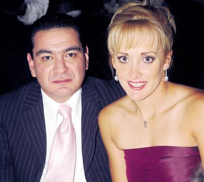30062006 
Vicente Reyes y Susy Olvera.