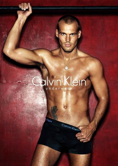 El sueco Ljungberg ha protagonizado una exitosa campaña publicitaria de Calvin Klein