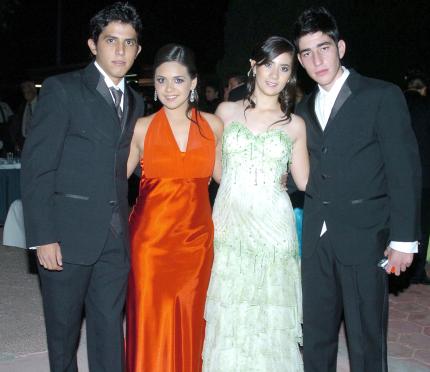 02072006 
Armando Gurrola, Sofía Martínez, Sonia Garza y Daniel Bazán.