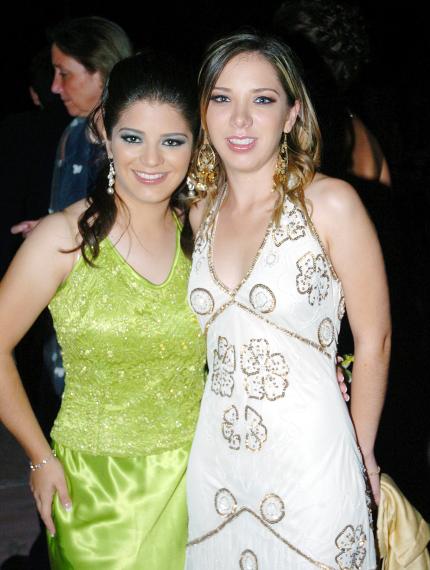 02072006
Érika y Jésica Flores.