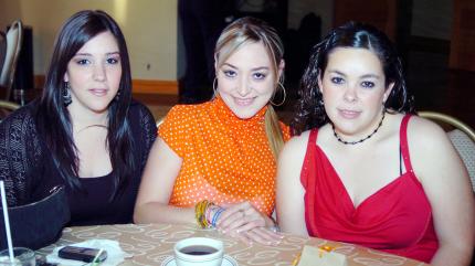 02072006 
Paola Rubio, Ana Paula Madero y Wendy Ornelas.