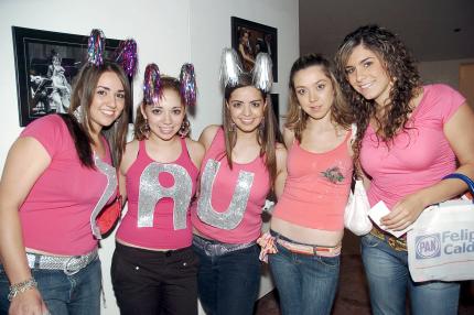 03072006 
Estefanía Haro, Ariana Flores, Mariana Álvarez, Liliana Fernández y Mariza Urquizo.