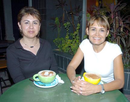 09072006 
Laura Cepeda y Laura Guevara.
