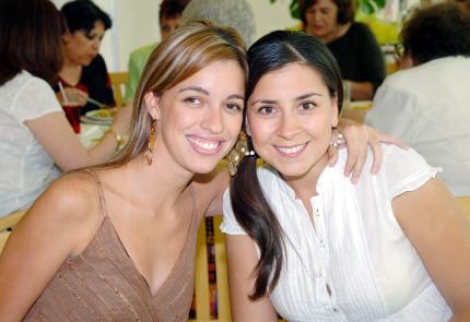 12072006 
Lupita Arzós y Yolanda Velázquez.
