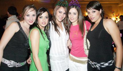 13072006 
Daniela Teele,Pily González, Brenda Grageda, Caty Díaz y Ana Laura Viesca.