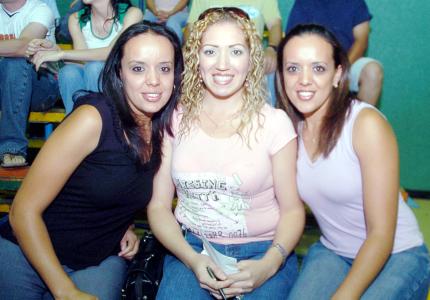 15072006 
 Érika Zapata, Giselle López  y Jéssica Zapata