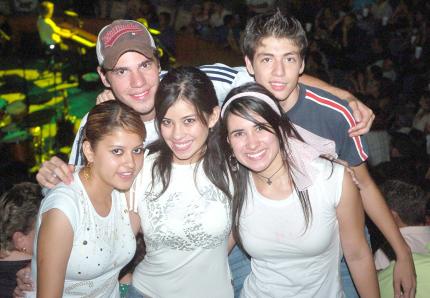 27072006
Jaime Martínez, Mariana Martínez, Guillermo Ávila, Karen Padilla y Eloína Tapia
