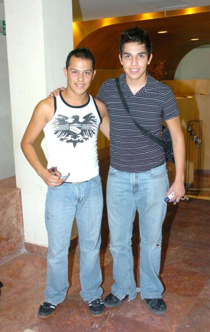 31072006
Miguel Bañuelos y Axel Boyens.