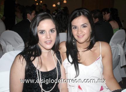 30072006 Margarita Martínez y Sofía López.