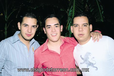Rodrigo Barbosa, Diego Aguayo y Alberto Aguilar.