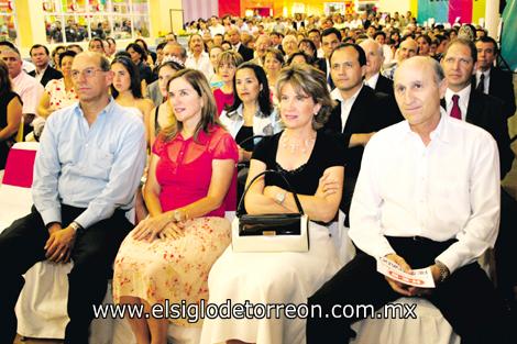 Guillermo Murra, Cecilia Marroquín de Murra, Carmelita S. de Madero y Arturo Madero.