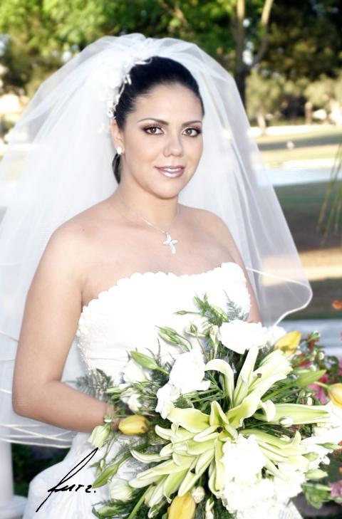 Srita. Liliana Mendoza Torres, el día de su enlace nupcial con el Ing. Sigifrido Macías Rivera.