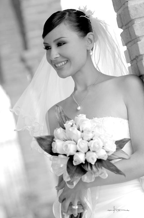 Srita. Mónica García Ontiveros, el día de su boda con el Sr. Gerardo Izquierdo García.


Estudio: Maqueda.