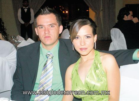 Gustavo Piñeda y Gaby Valdés